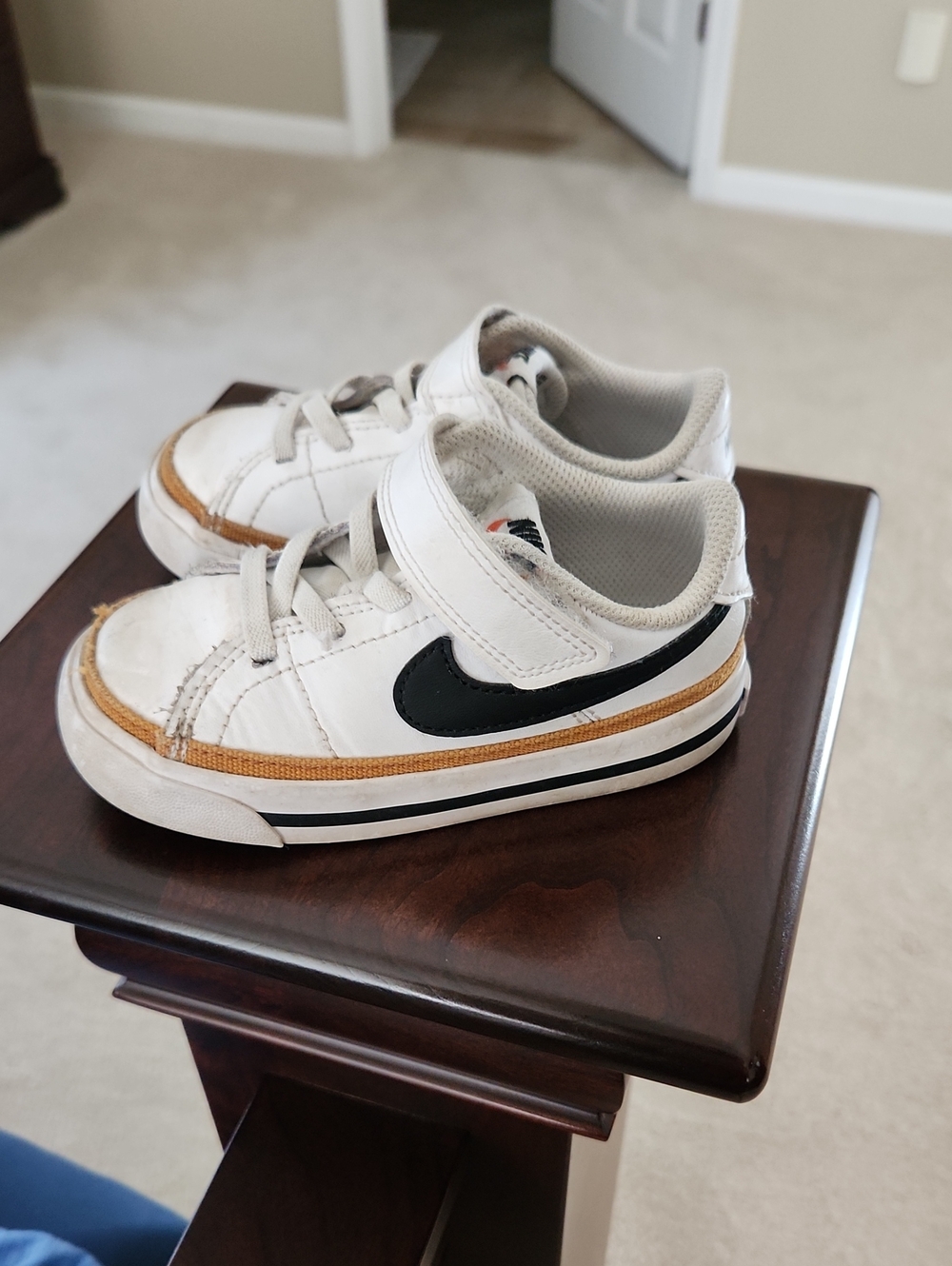 Nike Toddler  White Sneakers with Black Swoosh and Tan Trim